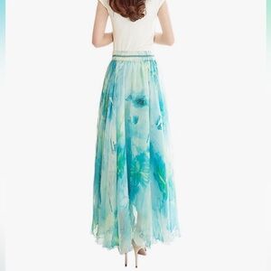 Elegant Blue Floral Maxi Skirt
